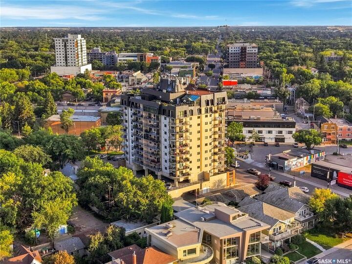 Property Photo:  611 University Drive 506  SK S7N 3Z1 