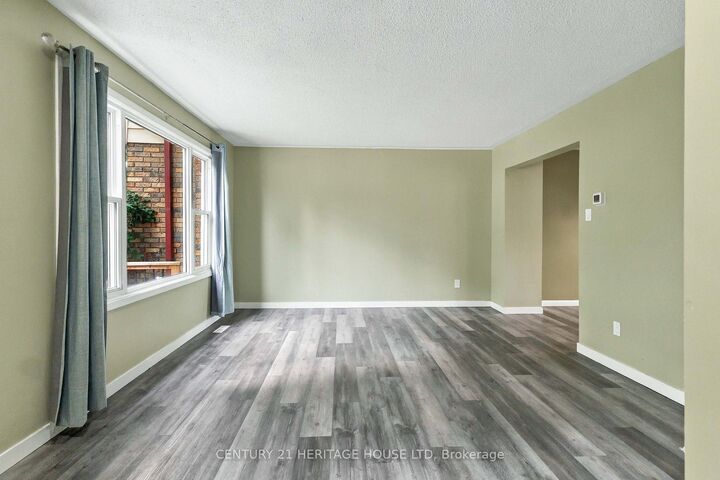 Property Photo: 44 Sasha Crescent ON N6E 2M5