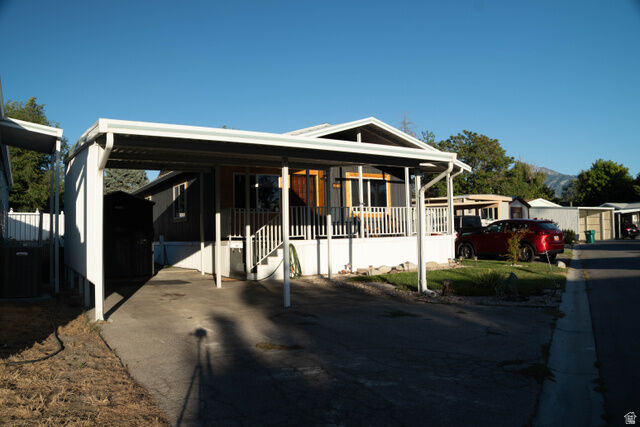 Property Photo: 305 E Vagabond Dr S 125 UT 84107