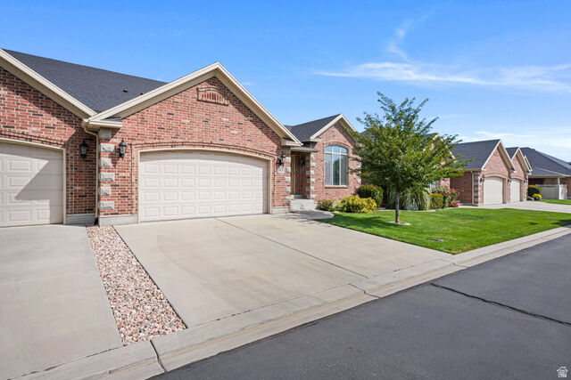Property Photo: 163 S 980 E UT 84003