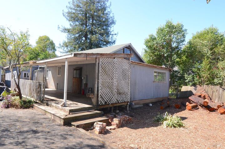 Property Photo: 2610 Giffen Avenue CA 95407