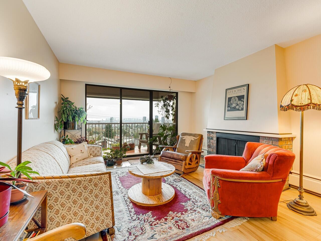 Property Photo:  5340 Hastings Street 307  BC V5B 1R1 