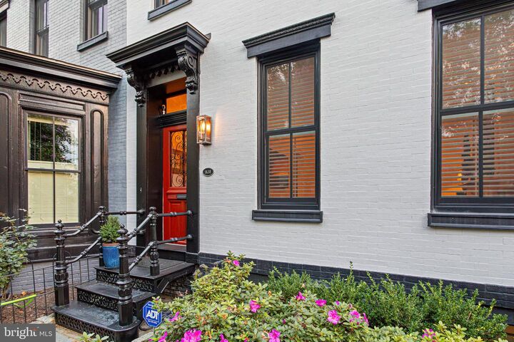 Property Photo:  1438 S Street NW  DC 20009 