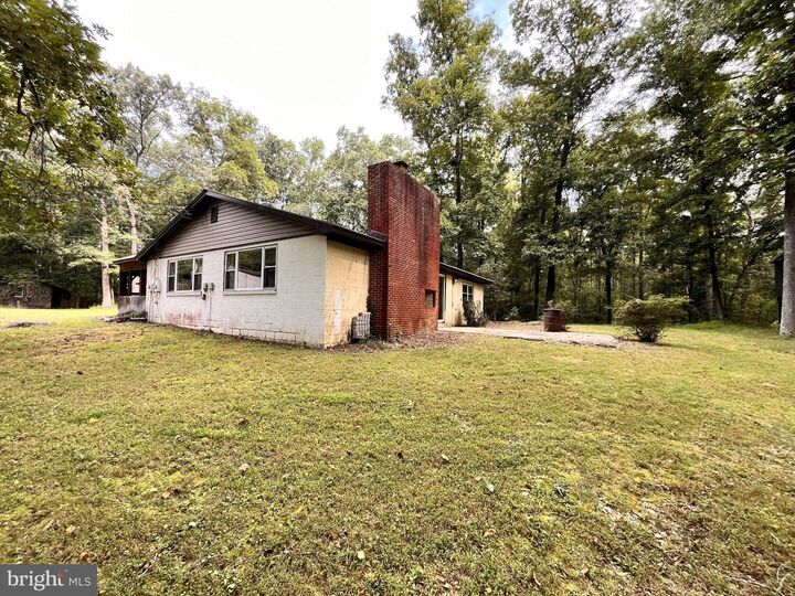 Property Photo:  2220 Black Walnut Place  MD 20616 