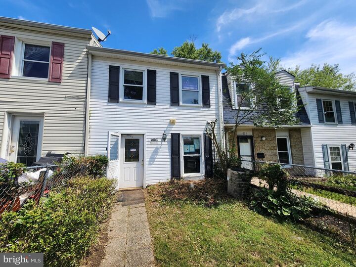 Property Photo:  1005 Waterside Court  MD 21040 