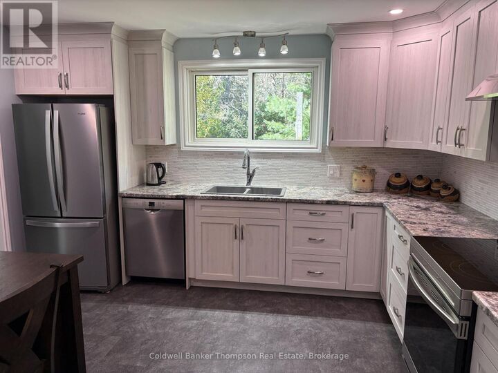 Property Photo: 40 Tebby Boulevard ON P0A 1X0