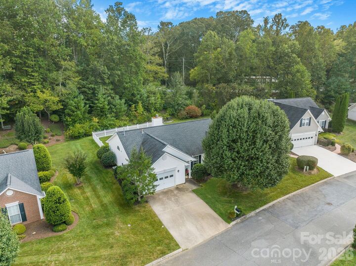 Property Photo:  98 Stonehollow Road  NC 28732 