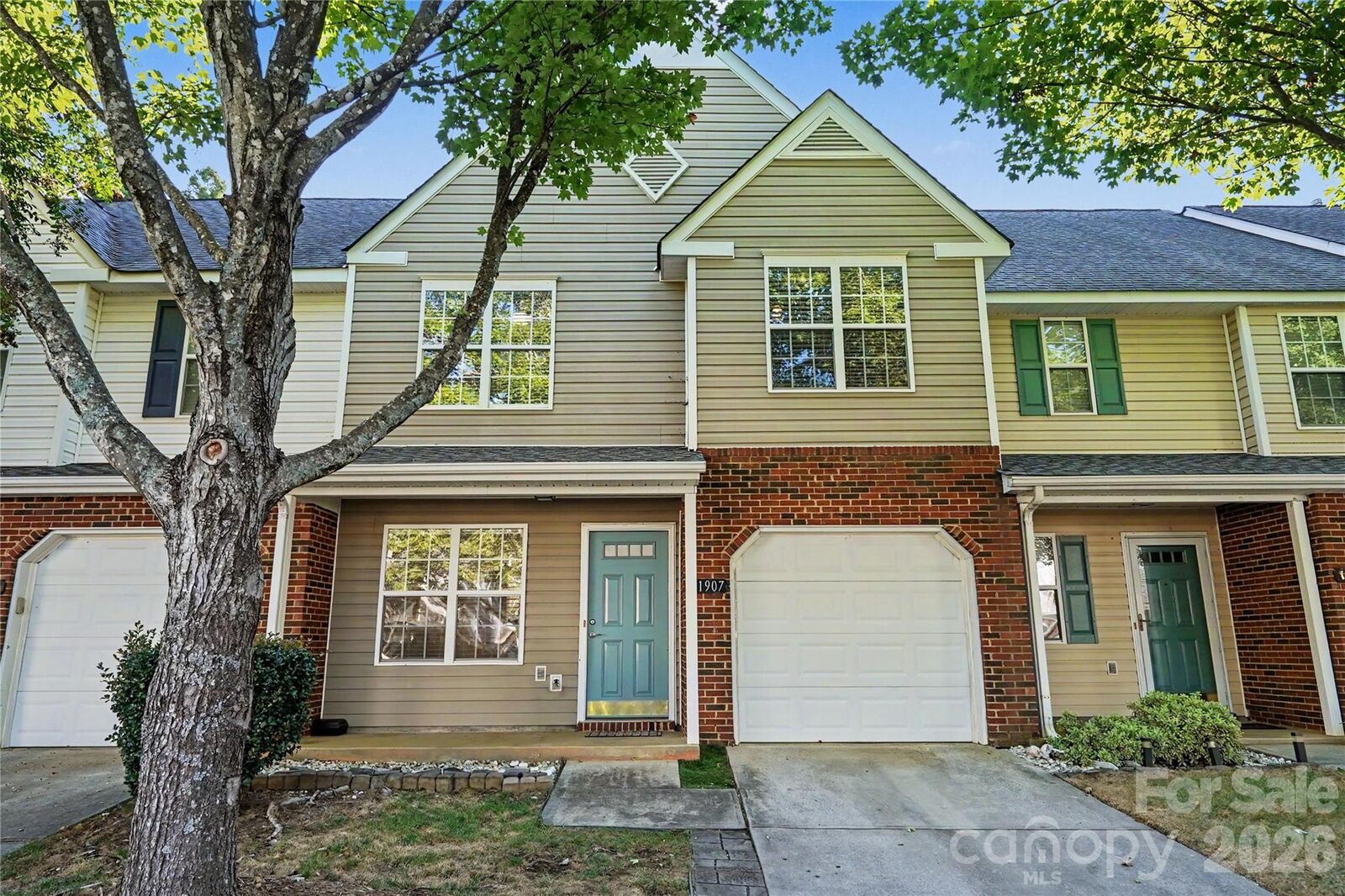 Property Photo:  11907 Maria Ester Court  NC 28277 