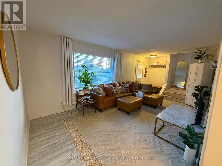 Property Photo:  77 Yawkey Avenue  ON P0T 2E0 