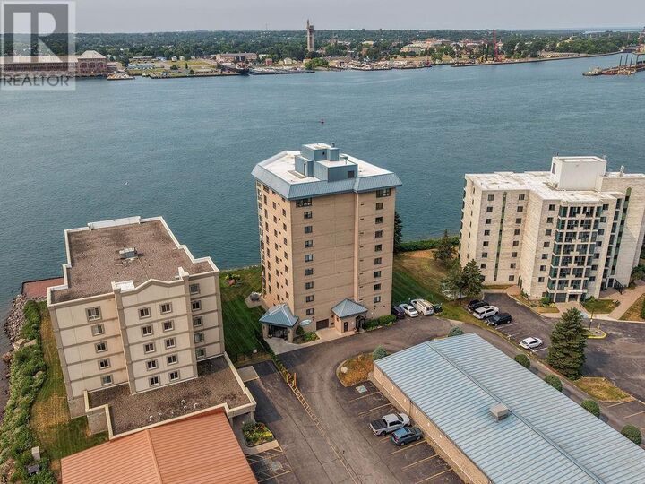 Property Photo:  711 Bay St # 802  ON P6A 6Y3 