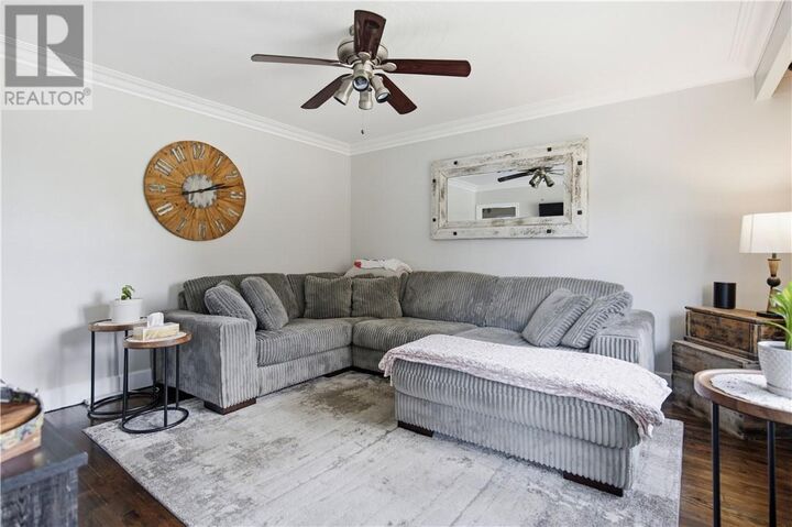 Property Photo:  255 Fenton Avenue  ON P3C 3E3 