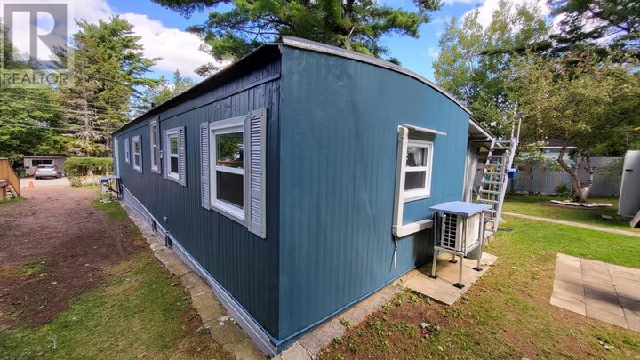 Property Photo:  40 Homco Drive  NS B4N 3W5 