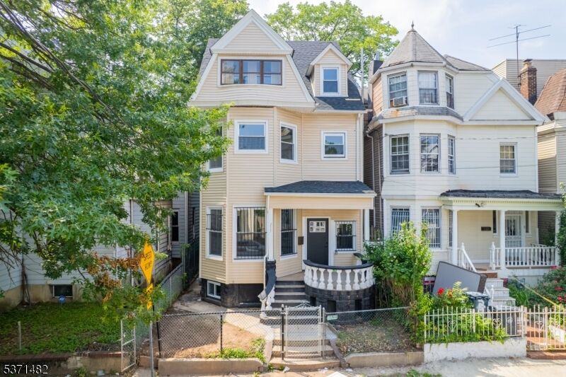 Property Photo: 235 S 7th NJ 07103