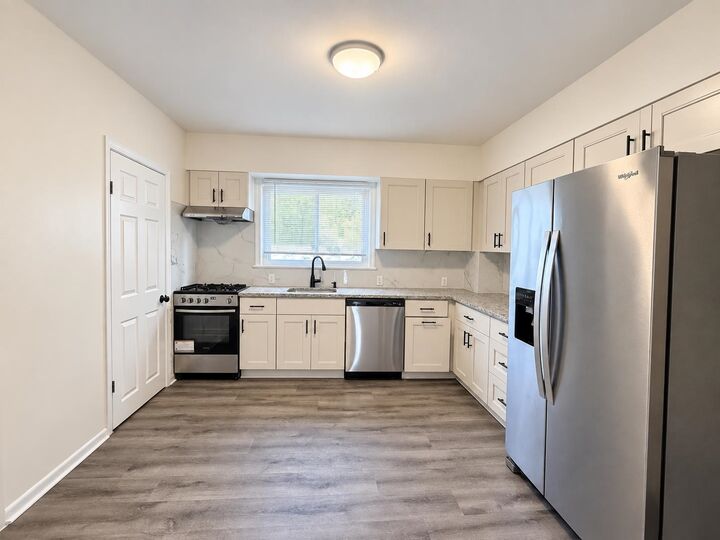 Property Photo:  877 Jaques Avenue  NJ 07065-0000 