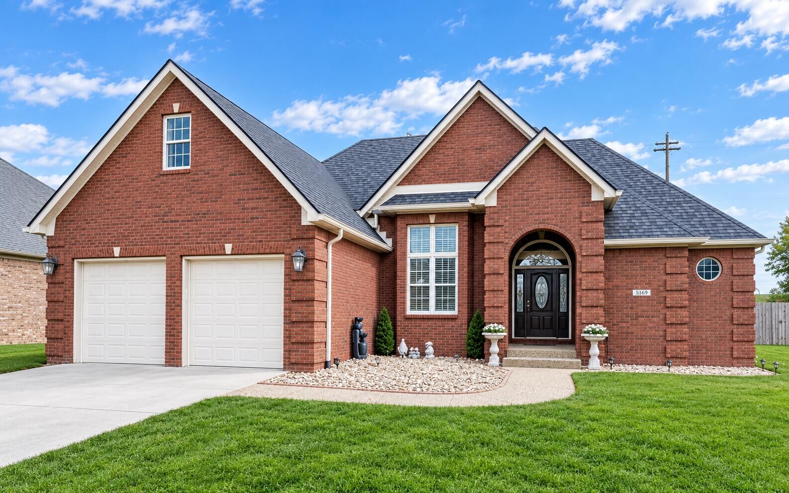 Property Photo:  306 Savanna Drive  KY 40475 