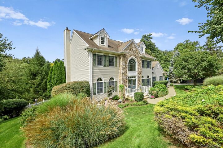 Property Photo: 20 Parkview Circle NY 10512