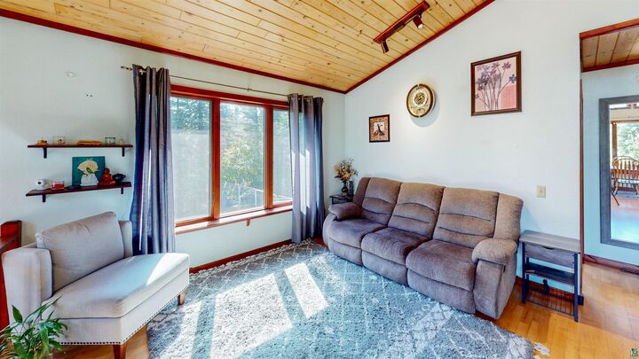 Property Photo: 535 Humphrey Cr MN 55604