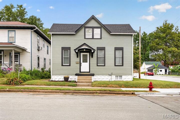 Property Photo: 329 Houston Street MO 63301