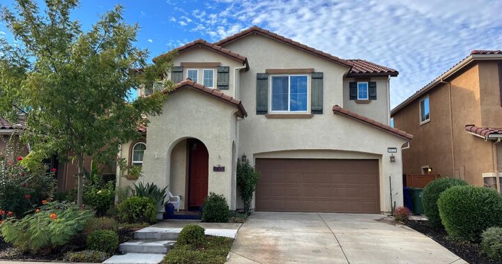 Property Photo:  8121 Genex Way  CA 95757 