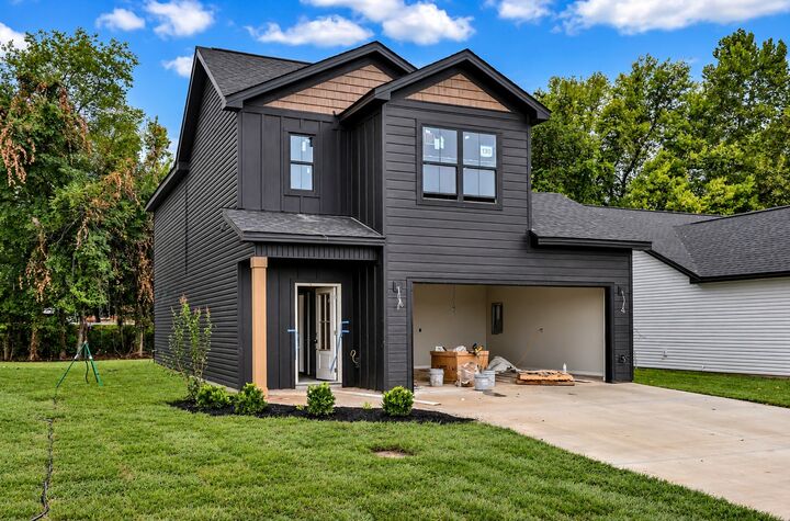 Property Photo: 1034 Cadence Ct TN 37042