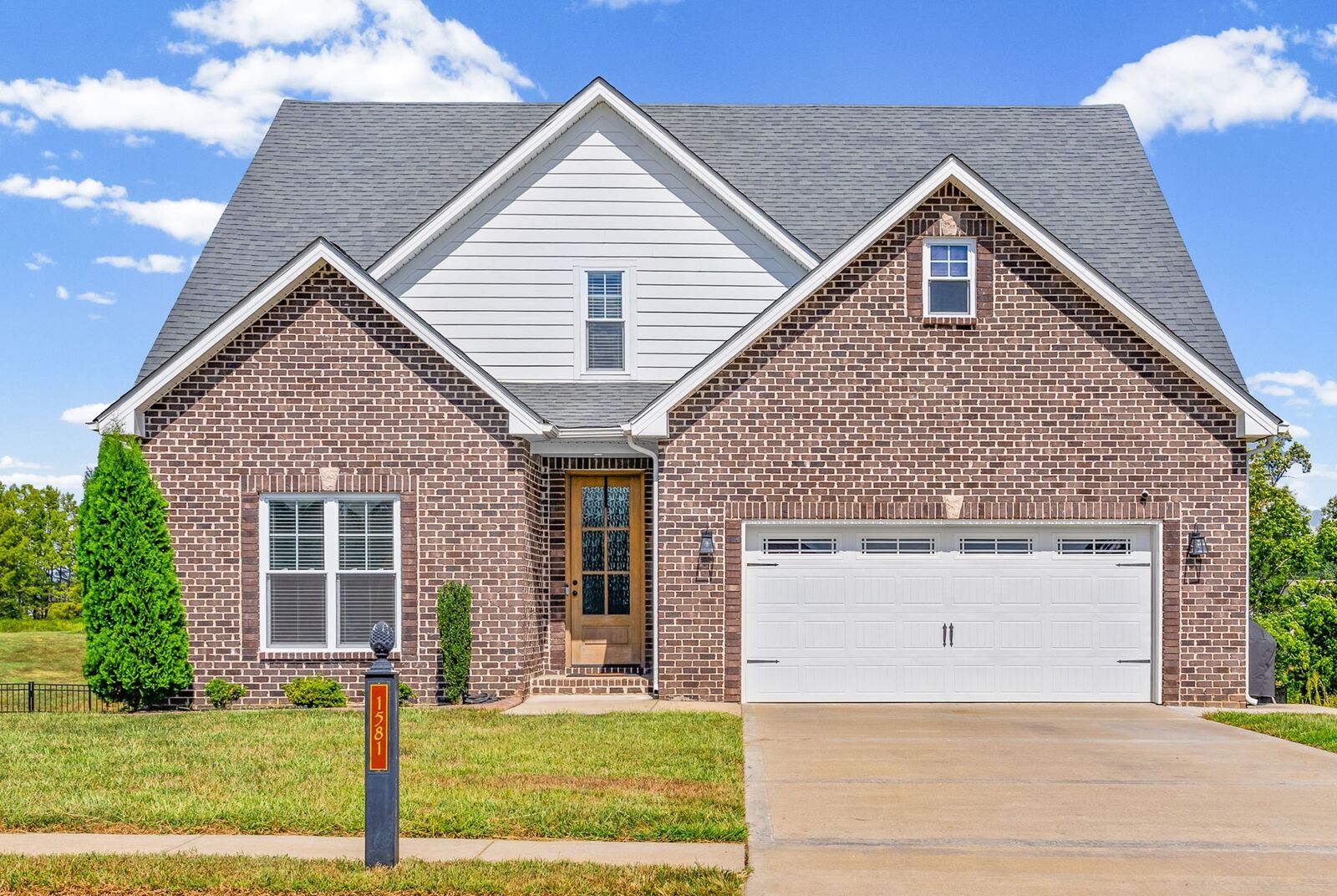 Property Photo:  1581 Hereford Blvd  TN 37043 
