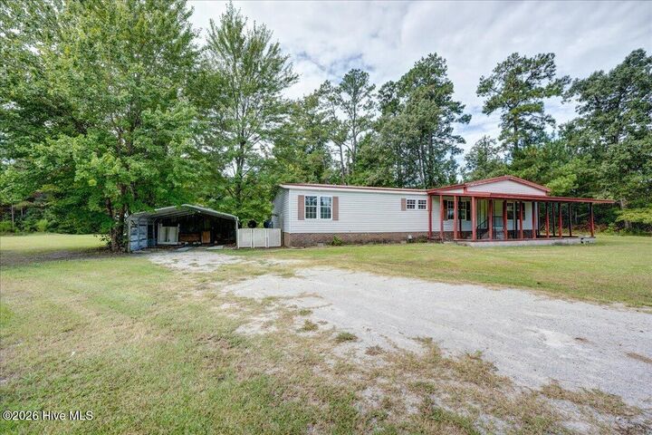 Property Photo: 102 Gloria Court NC 28586