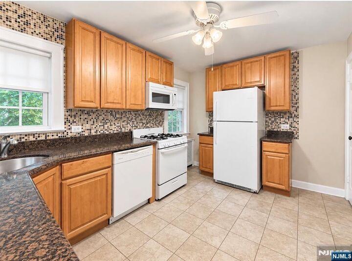 Property Photo:  98 Farview Avenue 1  NJ 07652 