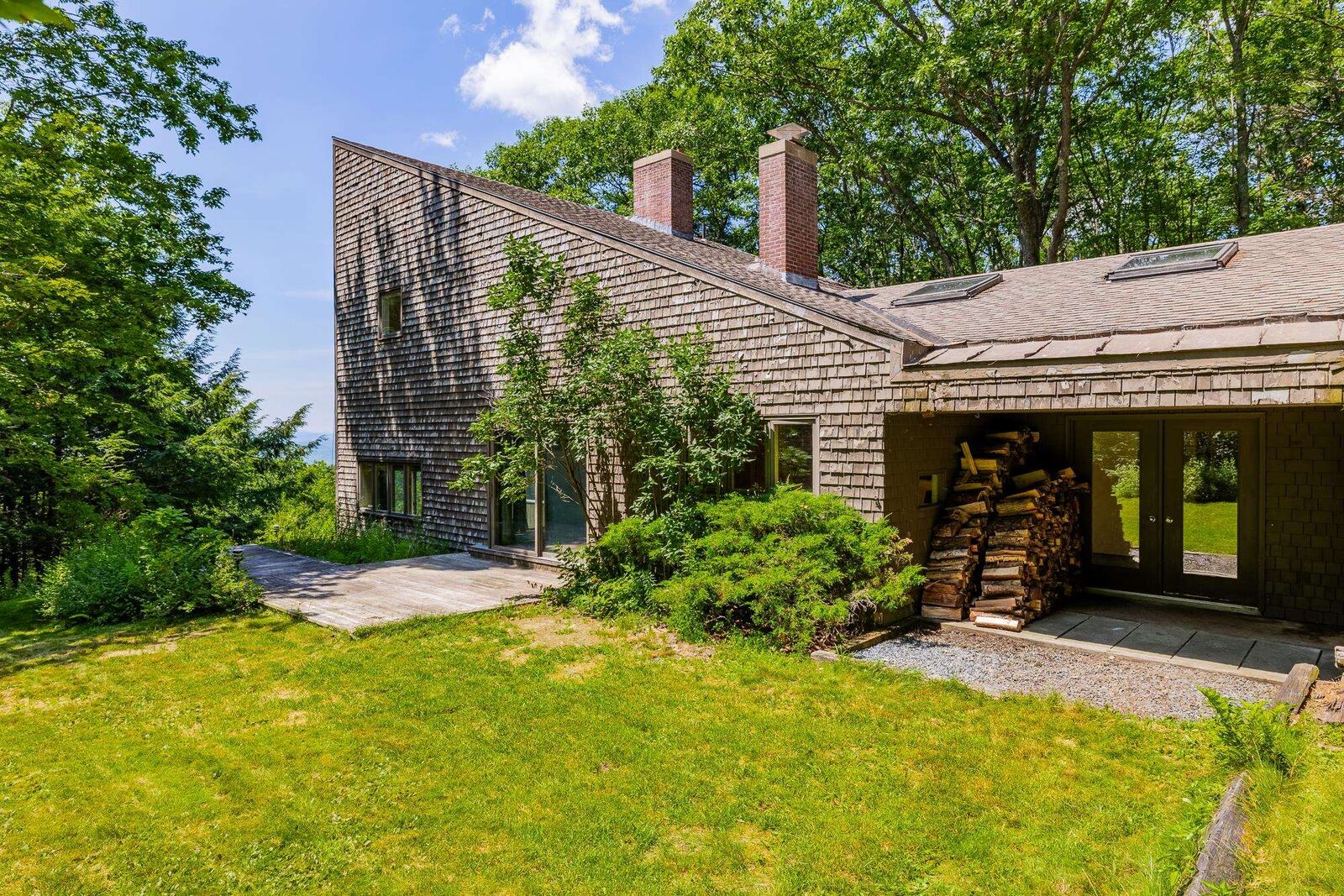 Property Photo:  75 Eastman Hill Road  NH 03766 