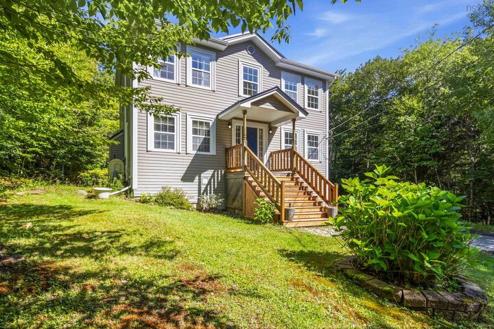 Property Photo:  35 Tomahawk Run  NS B4B 1Z4 