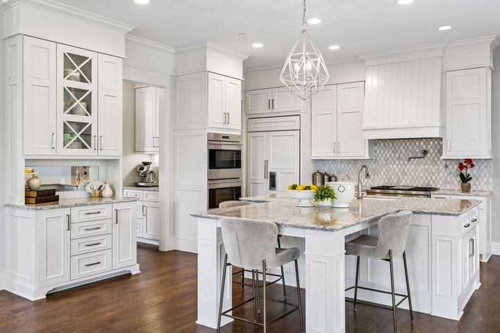 Property Photo:  736 Woodland Hill Court  MN 55340 