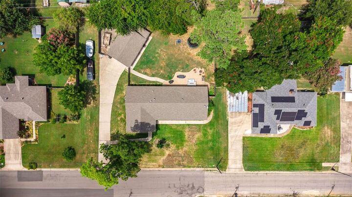 Property Photo:  703 Texas Street  TX 75482 