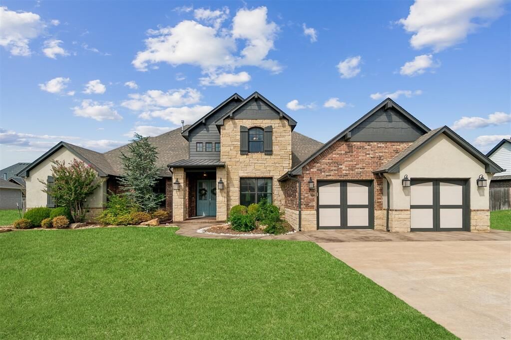 Property Photo:  5809 NW 159th Street  OK 73013 