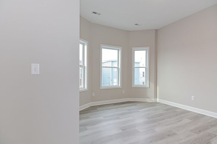 Property Photo:  5 John Street 3  MA 02150 