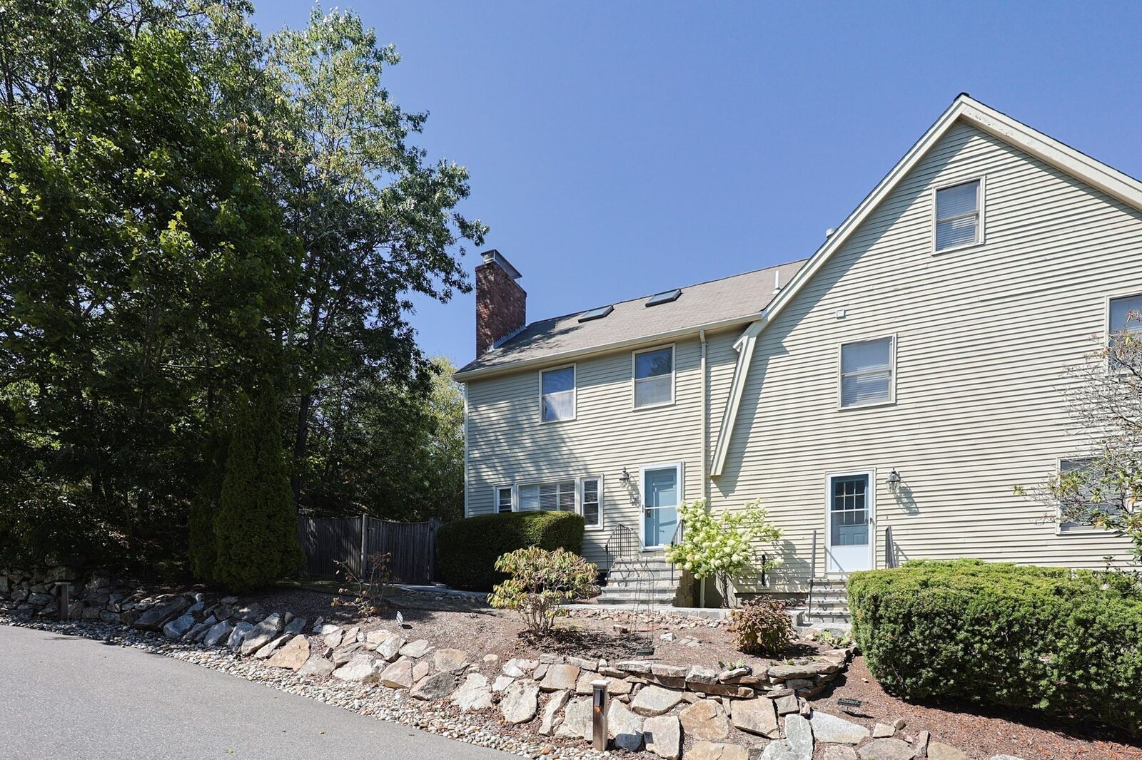Property Photo: 26 Pleasant St B MA 02482