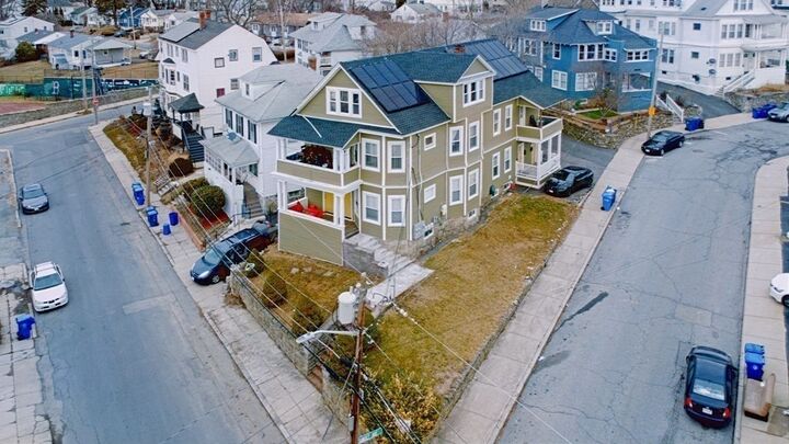 Property Photo:  203-205 Saratoga St  MA 01841 