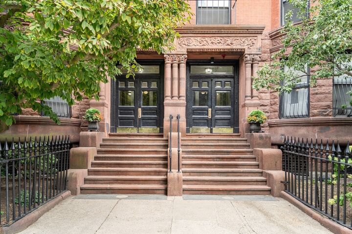 Property Photo:  293-295 Commonwealth Avenue 1A  MA 02115 