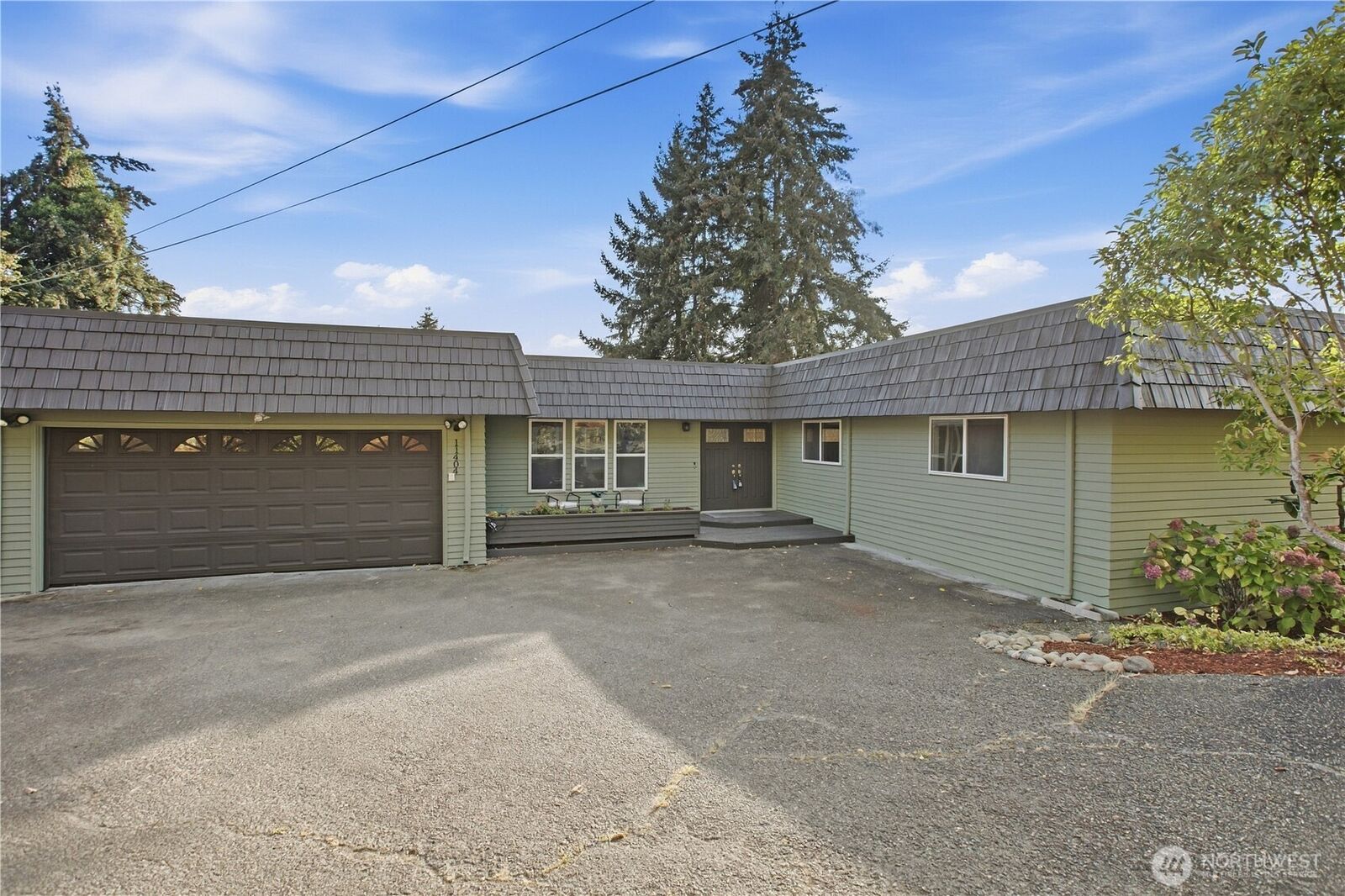 Property Photo: 11404 Karshner Road E WA 98372