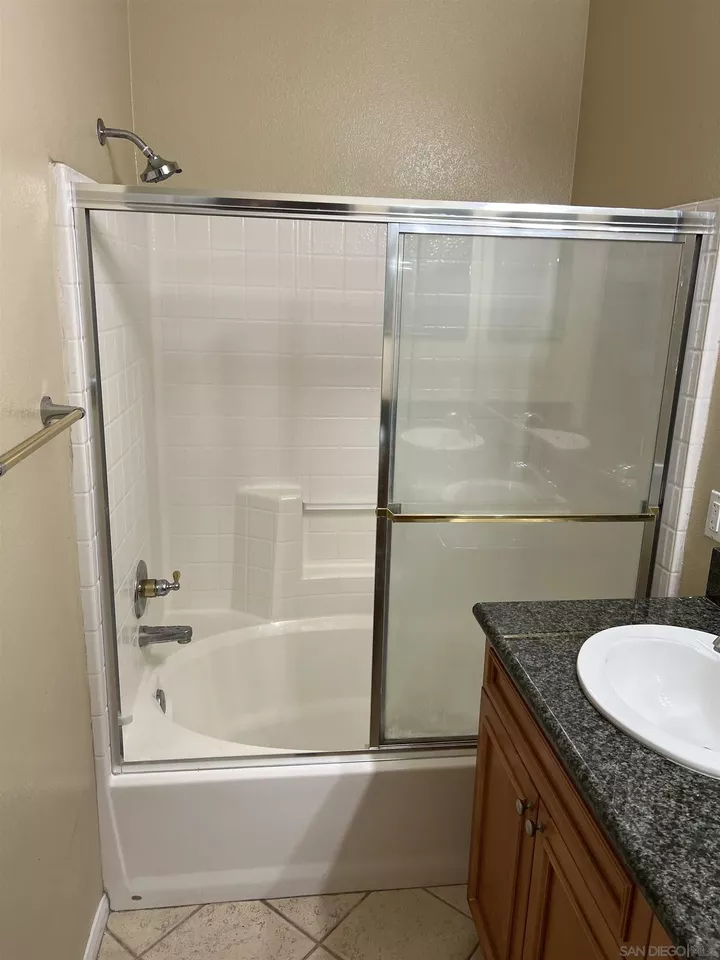 Property Photo:  10910 Serafina Ln 54  CA 92128 