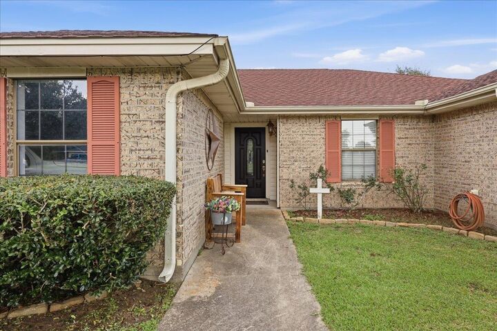 Property Photo:  6614 Garrison Dr.  TX 77630 