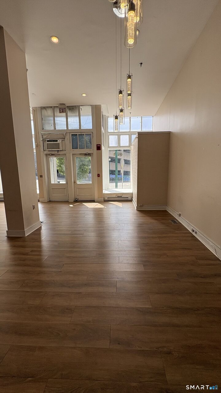 Property Photo:  120 Water Street  CT 06360 