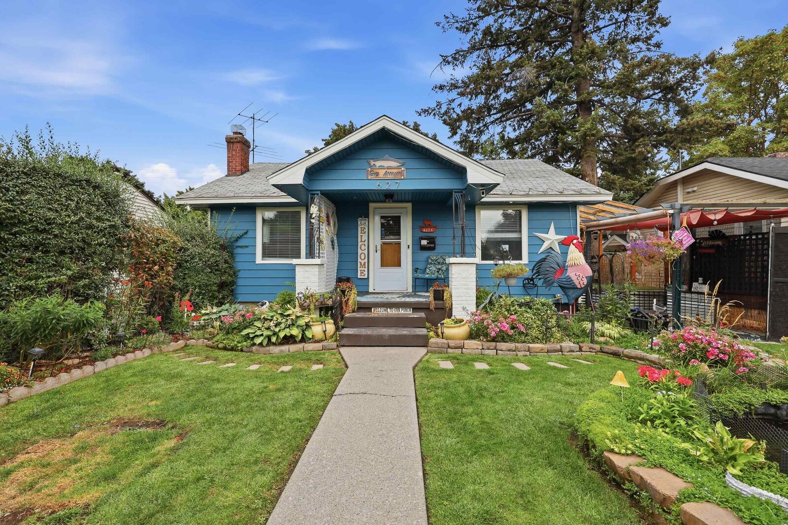 Property Photo: 627 E Empire Ave WA 99207