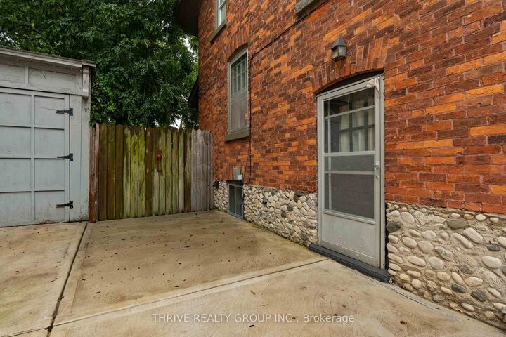 Property Photo:  26 Cynthia Street  ON N6C 3G3 