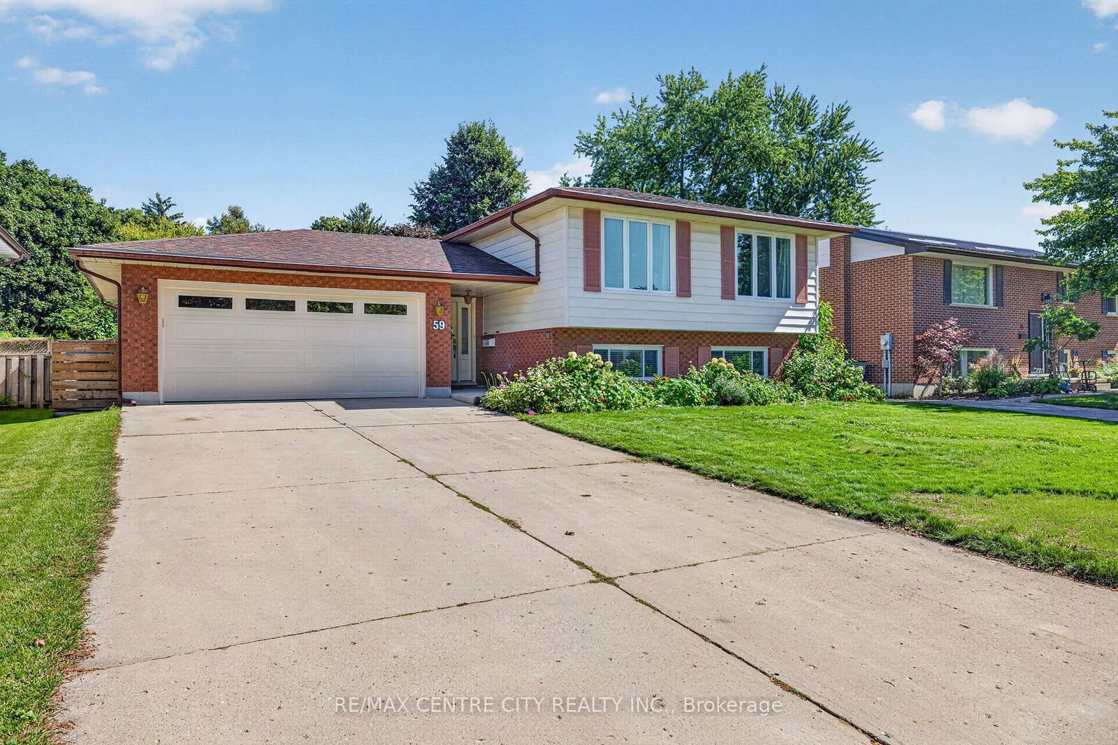 Property Photo:  59 Westgate Avenue  ON N7G 3S9 