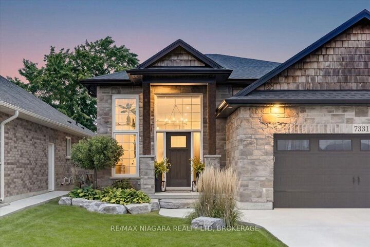 Property Photo: 7331 Sherrilee Crescent ON L2H 3T2
