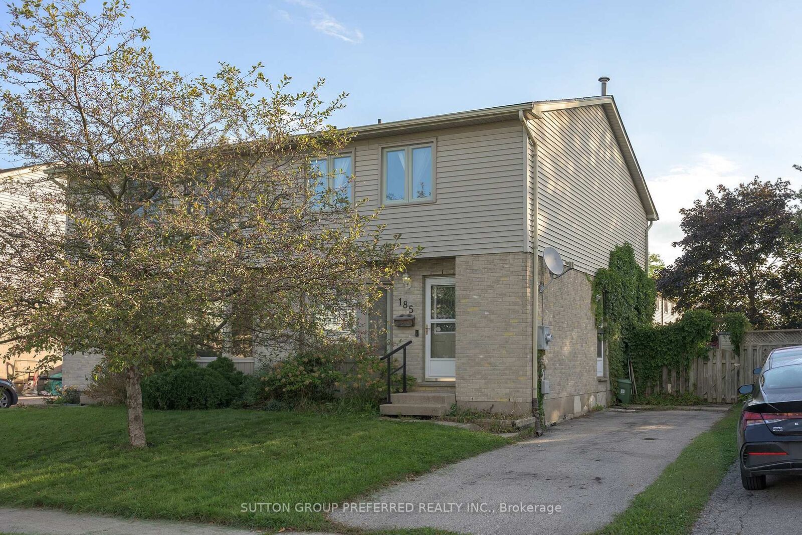Property Photo:  185 Martinet Avenue  ON N5V 4K3 
