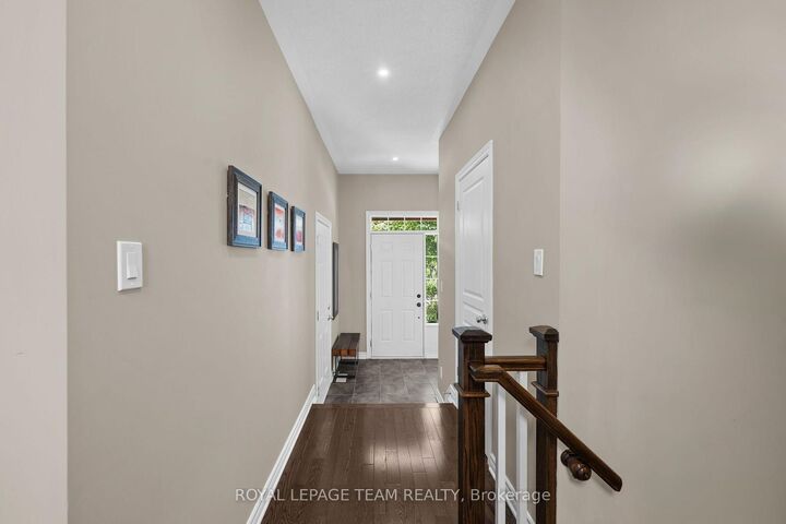 Property Photo:  1196 Tischart Crescent  ON K2T 0G7 