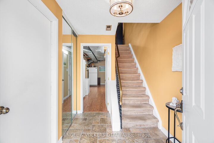 Property Photo:  1793 Axminster Court 34  ON K1C 1Z5 