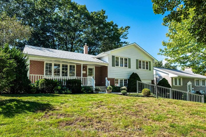 Property Photo:  283 Glen Castle Road  ON K7M 4N7 