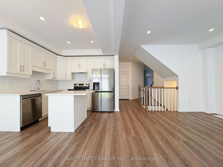 Property Photo:  7405 Matteo Drive  ON L2H 2Y6 