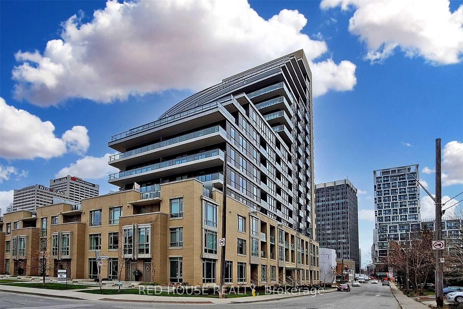 Property Photo:  60 Berwick Avenue 1403  ON M5P 0A3 